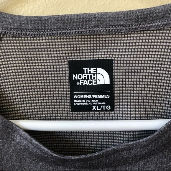 North Face Dri-Fit T-Shirt - Picture 2 of 4